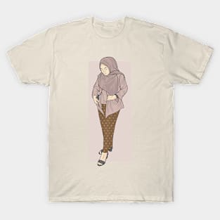 Woman In Kebaya Outfit T-Shirt